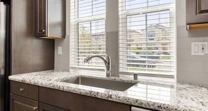 Spacious 4-bedroom 3-bath pet friendly house in West Roseville