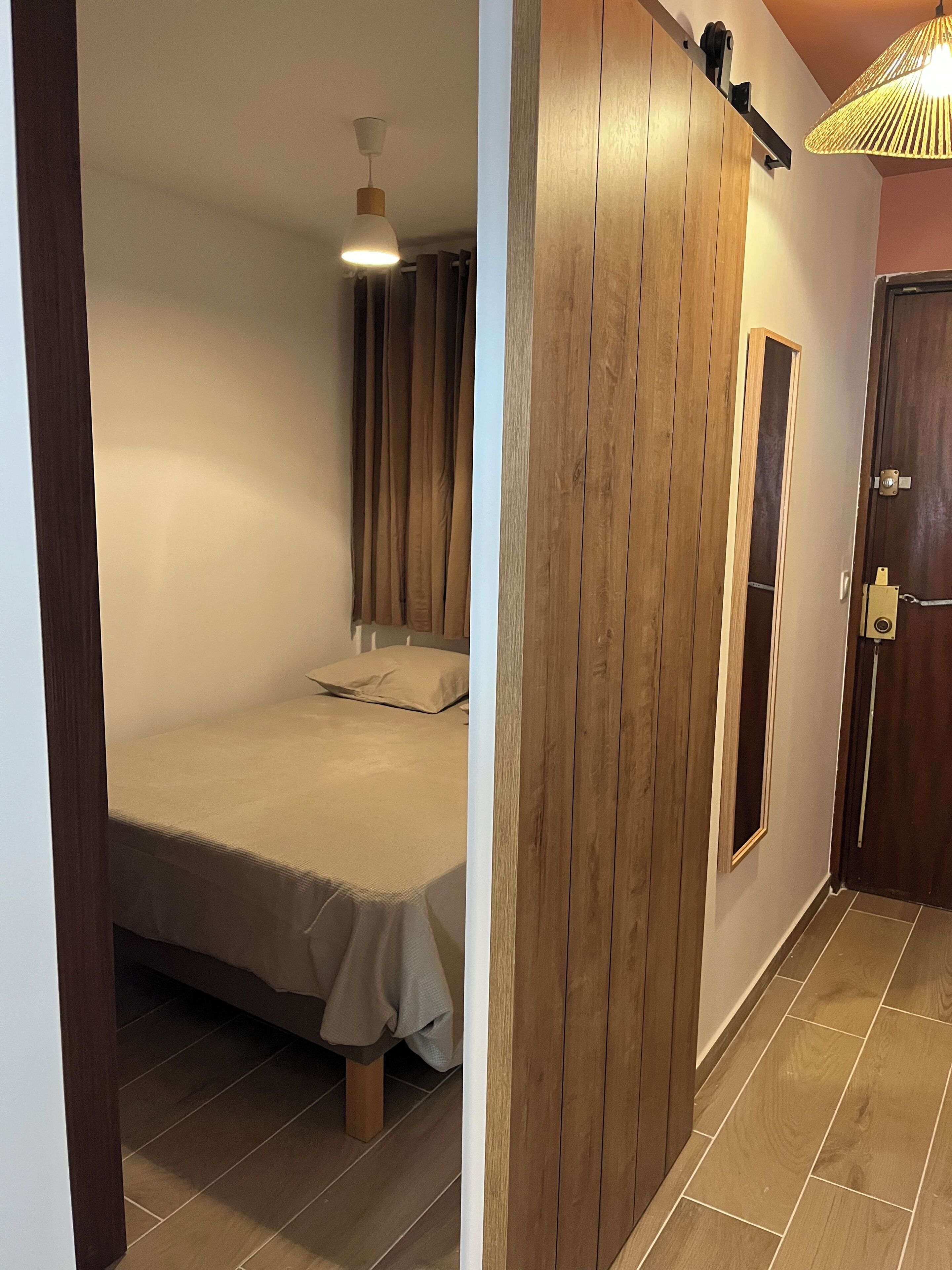 1 bedroom, iron/ironing board, WiFi, bed sheets