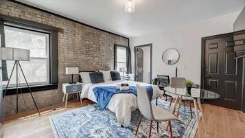 Ferros/tábuas de passar roupa, Wi-Fi, roupa de cama