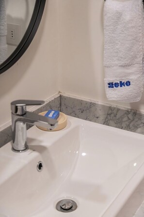 Haartrockner, Handtücher