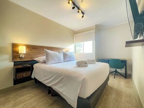 2 chambres, fer et planche à repasser, lit parapluie, Wi-Fi gratuit