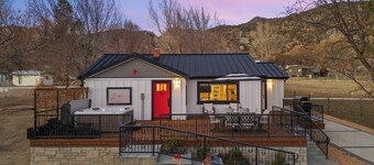 1900's Farmhouse