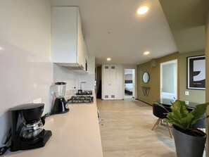 Fridge, microwave, oven, stovetop