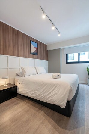 1 室のベッドルーム、アイロン / アイロン台、WiFi (無料)、ベッドシーツ