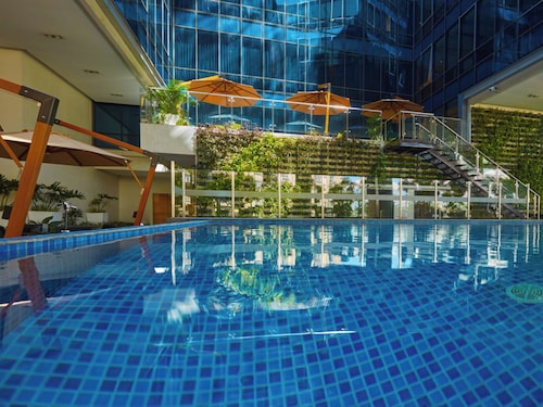 Stay Across NAIA Terminal 3 in Newport City