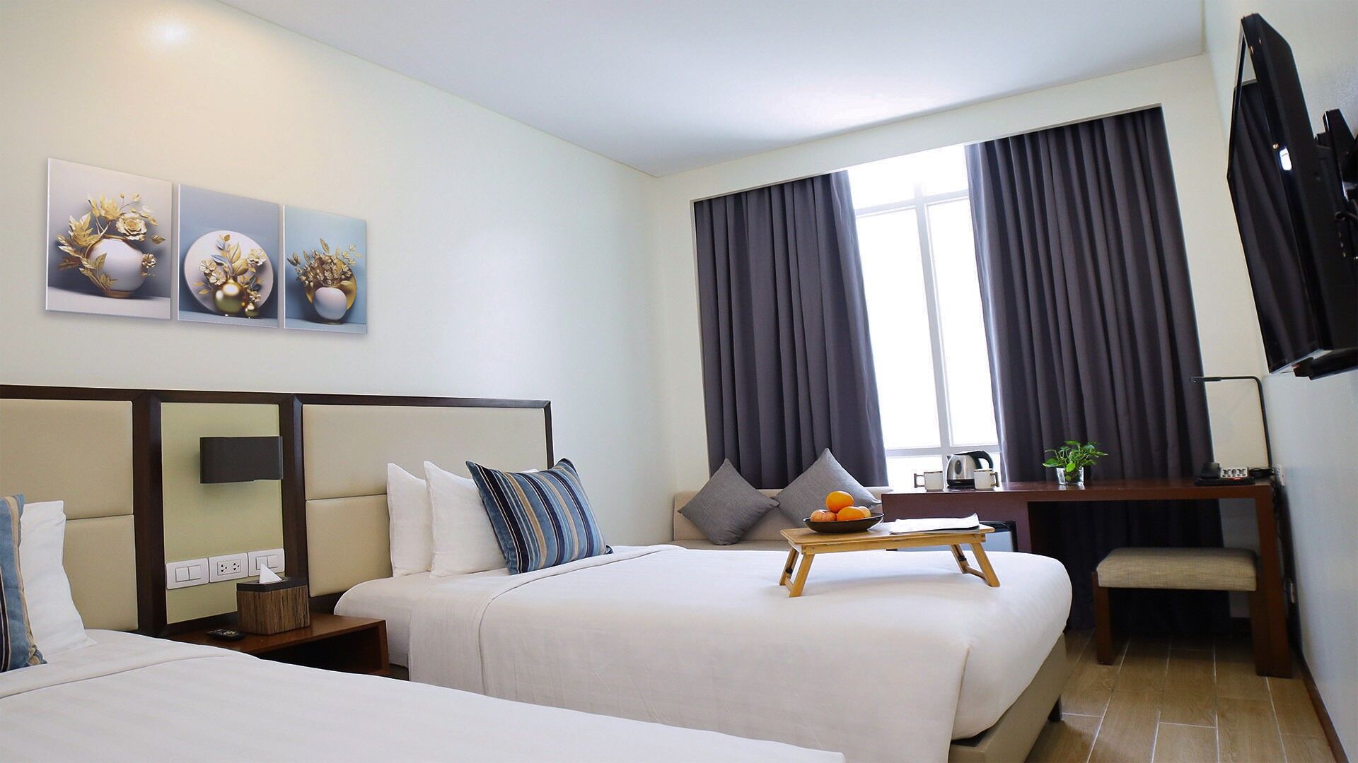 2 Beds Next to Chinatown Mall in Binondo, Manila | View from room