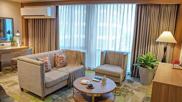 In-room safe, desk, laptop workspace, blackout drapes