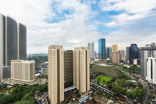 MCollection - Ortigas CBD Near Business & Shopping Hubs