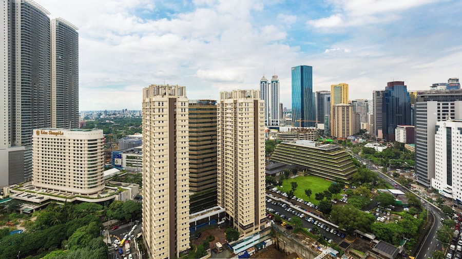 MCollection - Ortigas CBD Near Business & Shopping Hubs