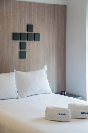 1 bedroom, WiFi, bed sheets