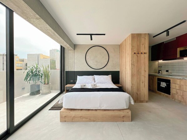 1 habitación, tabla de planchar con plancha, cuna de viaje y wifi 