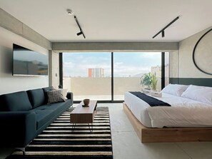 1 habitación, tabla de planchar con plancha, cuna de viaje y wifi 