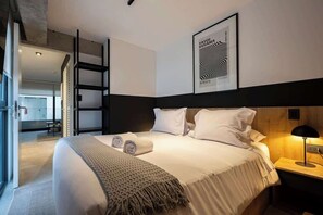 1 chambre, fer et planche à repasser, lit parapluie, Wi-Fi