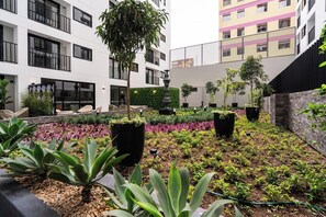 Property grounds - geko| Gazzú _1BR near top sights in Barranco (Lima)