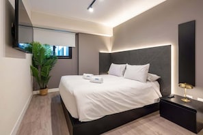 1 chambre, fer et planche à repasser, lit parapluie, Wi-Fi gratuit
