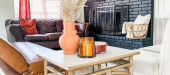 Perfect Vintage game day house with tons of room for families or large groups!