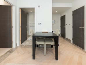 Dining - Stylish Central Flat with Private Rooftop Terrace | Pass the Keys (Reading)