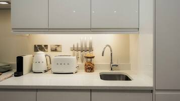 Fridge, microwave, oven, dishwasher