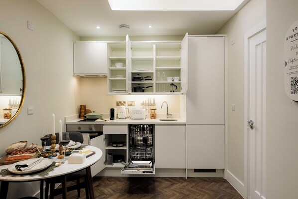 Fridge, microwave, oven, dishwasher