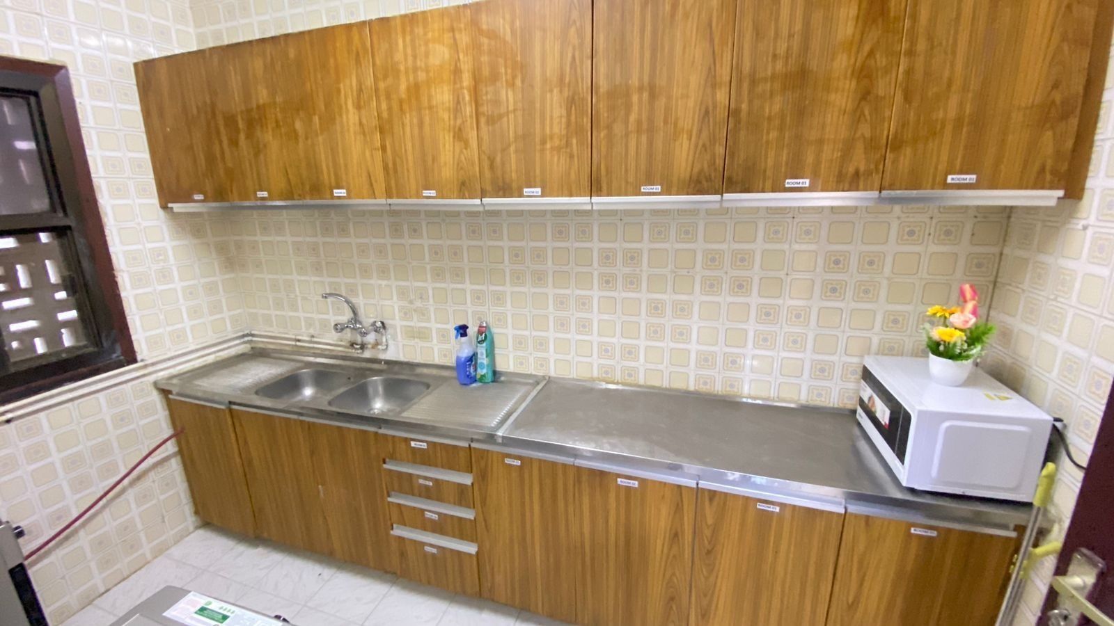 Asrama Umum, 3 kamar tidur, balkon, pemandangan kota | Interior