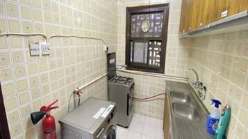 Shared Dormitory, 3 Bedrooms, Balcony, City View | Laundry