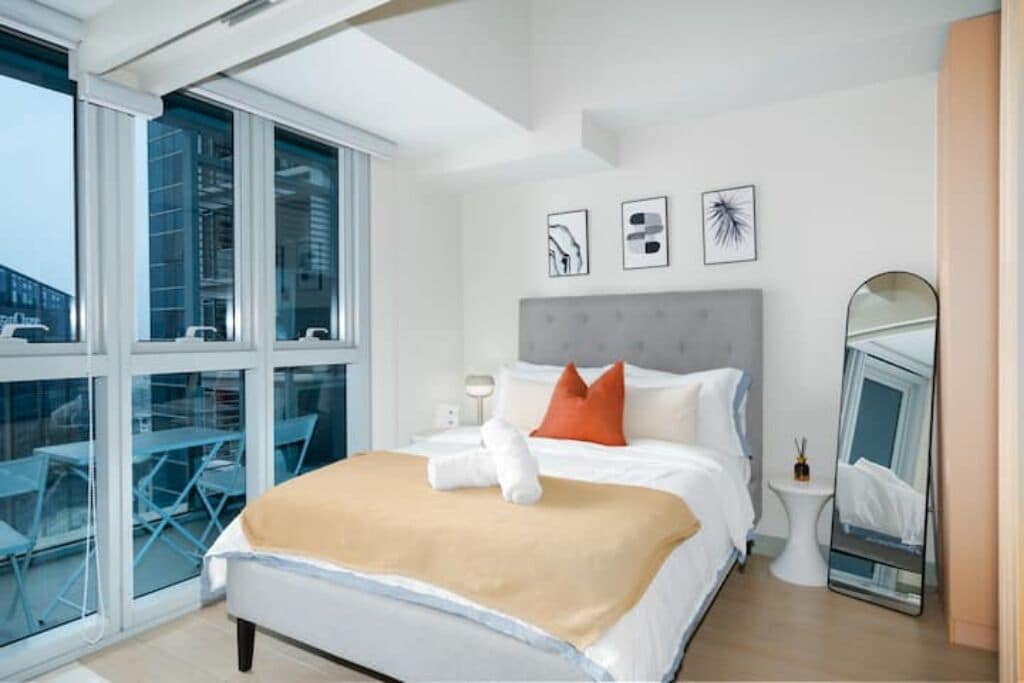 1 غرفة نوم ومكواة/لوح كي وواي فاي