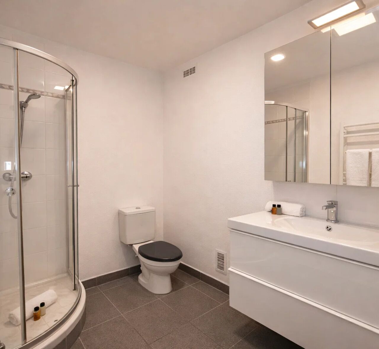 Standard-Studio, Stadtblick | Badezimmer