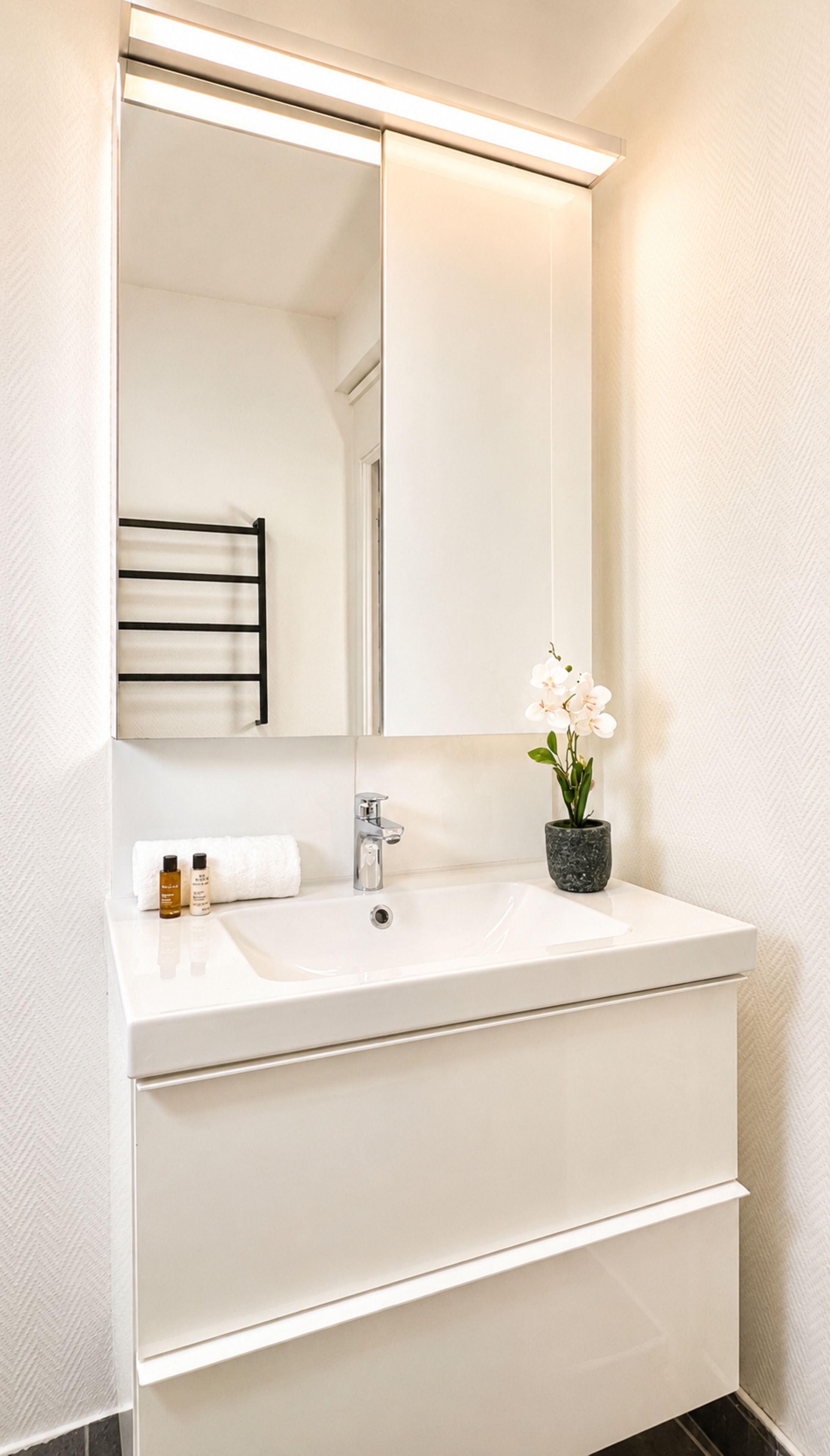 Standard Studio, City View | Bathroom