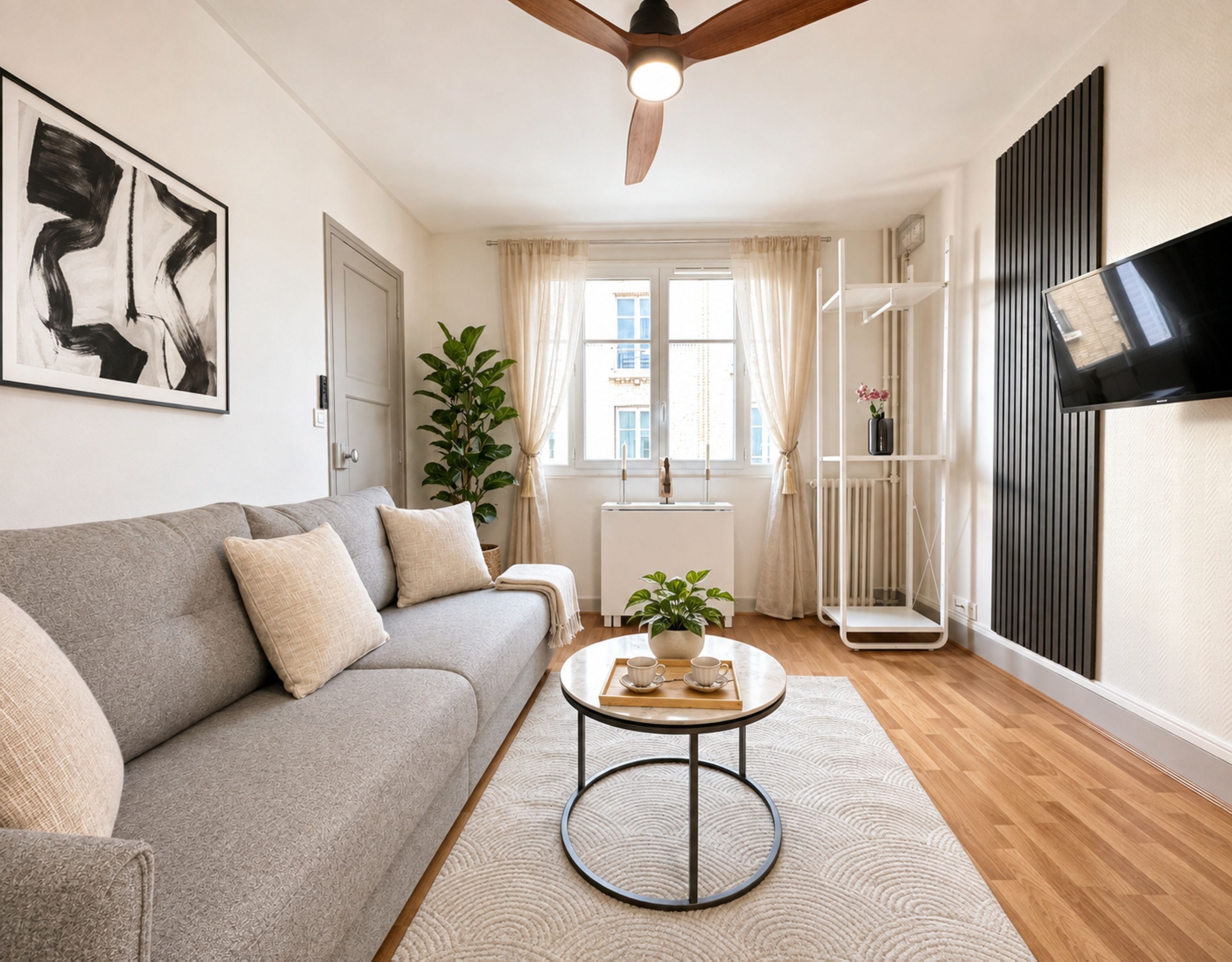 Standard Studio, City View | Living area