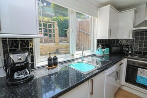 食器洗い機、調理器具と食器