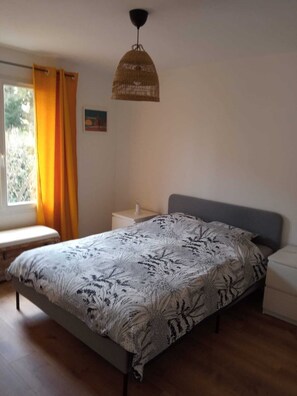 2 Schlafzimmer, Bügeleisen/Bügelbrett, WLAN, Bettwäsche