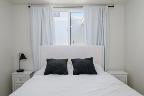 3 bedrooms, iron/ironing board, travel cot, free WiFi