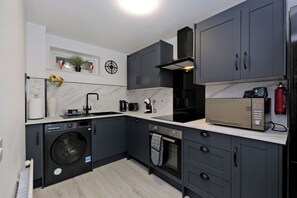 Microwave, oven, dishwasher, electric kettle