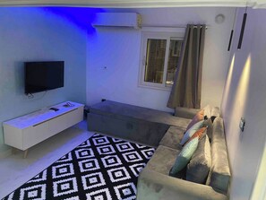Living area - A Cozy Modern apartment in cairo (Cairo)