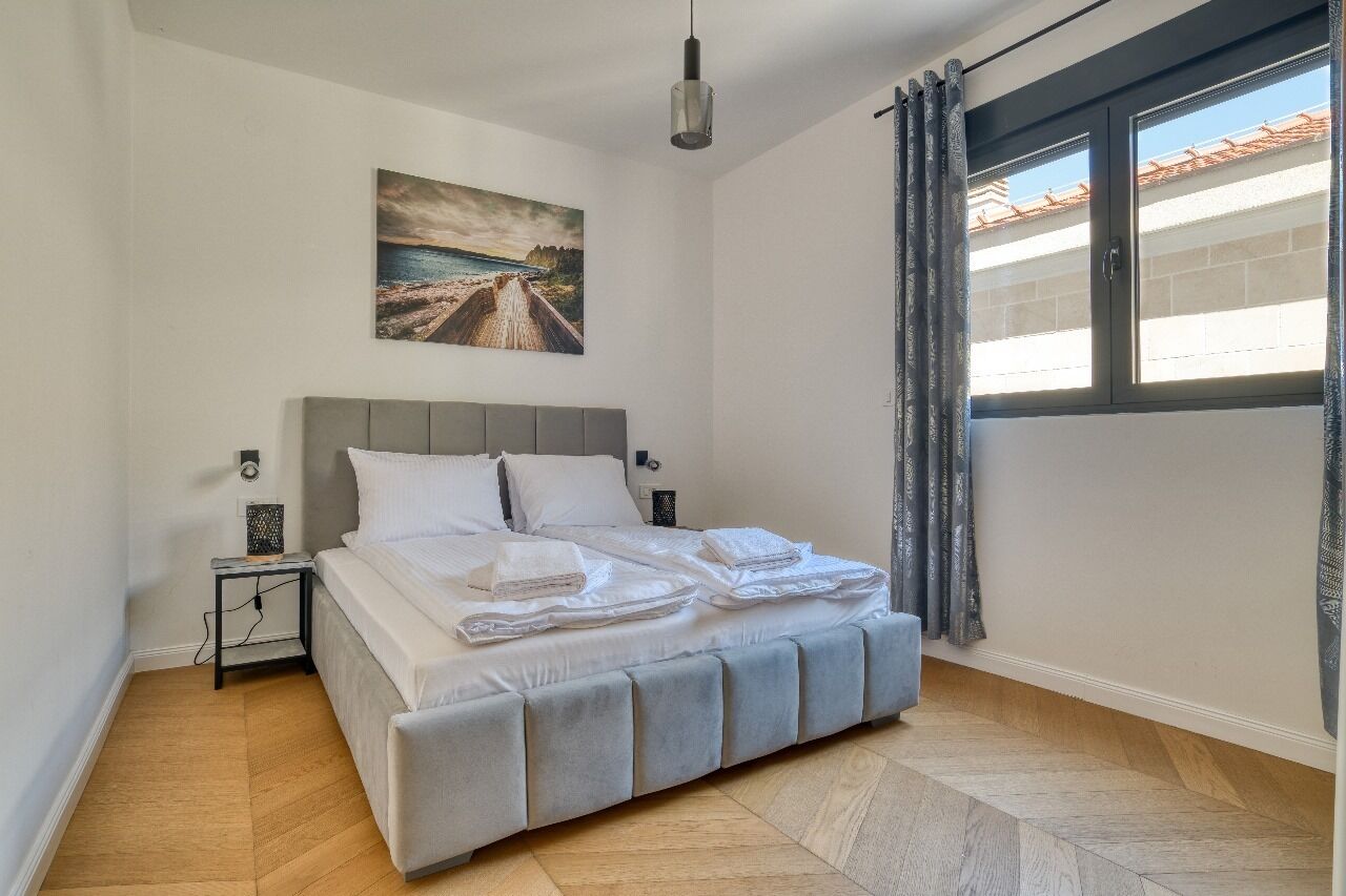 Luxury Apartment, Sea View | Free WiFi