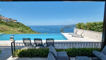 Luxury Apartment, Sea View | Terrace/patio