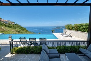 Luxury Apartment, Sea View | Terrace/patio