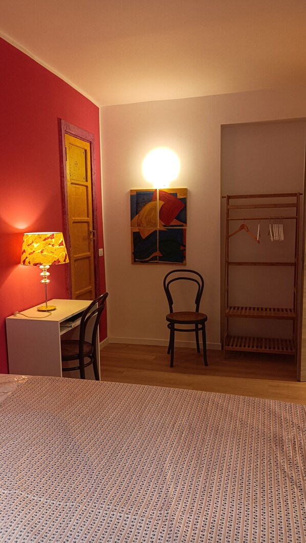 2 Schlafzimmer, Schreibtisch, kostenloses WLAN, Bettwäsche
