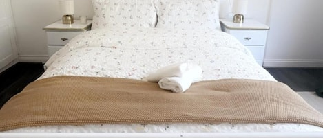 2 室のベッドルーム、ベッドシーツ