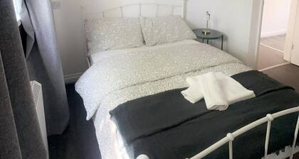 Birmingham Aprt- 2bdr- Sleeps4-close to City