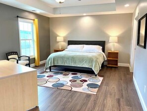 3 bedrooms, WiFi, bed sheets, wheelchair access