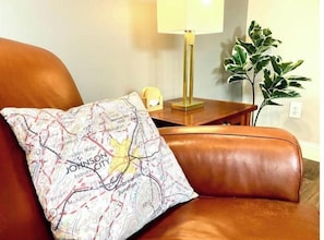 Interior -  Central, Quiet Luxury Home in northeast TN. 3 Beds + Desks. King, Queen, Twin (Bluff City)