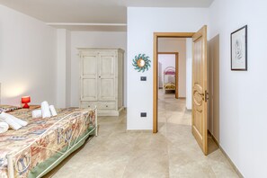 2 habitaciones, wifi gratis y ropa de cama 