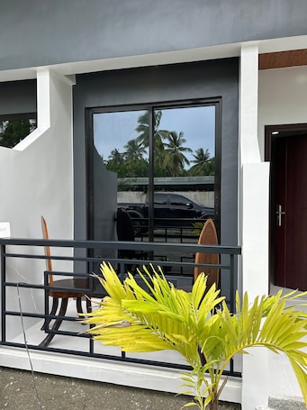 Detalj exteriör. Relaxing Beachfront Getaway in Carrascal, Philippines