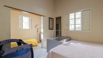 House, Smoking