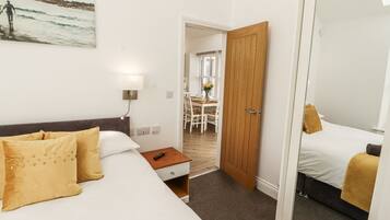 1 bedroom, individually decorated, individually furnished