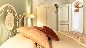 1 chambre, fer et planche Ă repasser, Wi-Fi, draps fournis