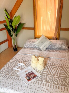 Dobbeltrom – basic, 1 dobbeltseng, strandutsikt | Wi-fi (inkludert) og sengetøy