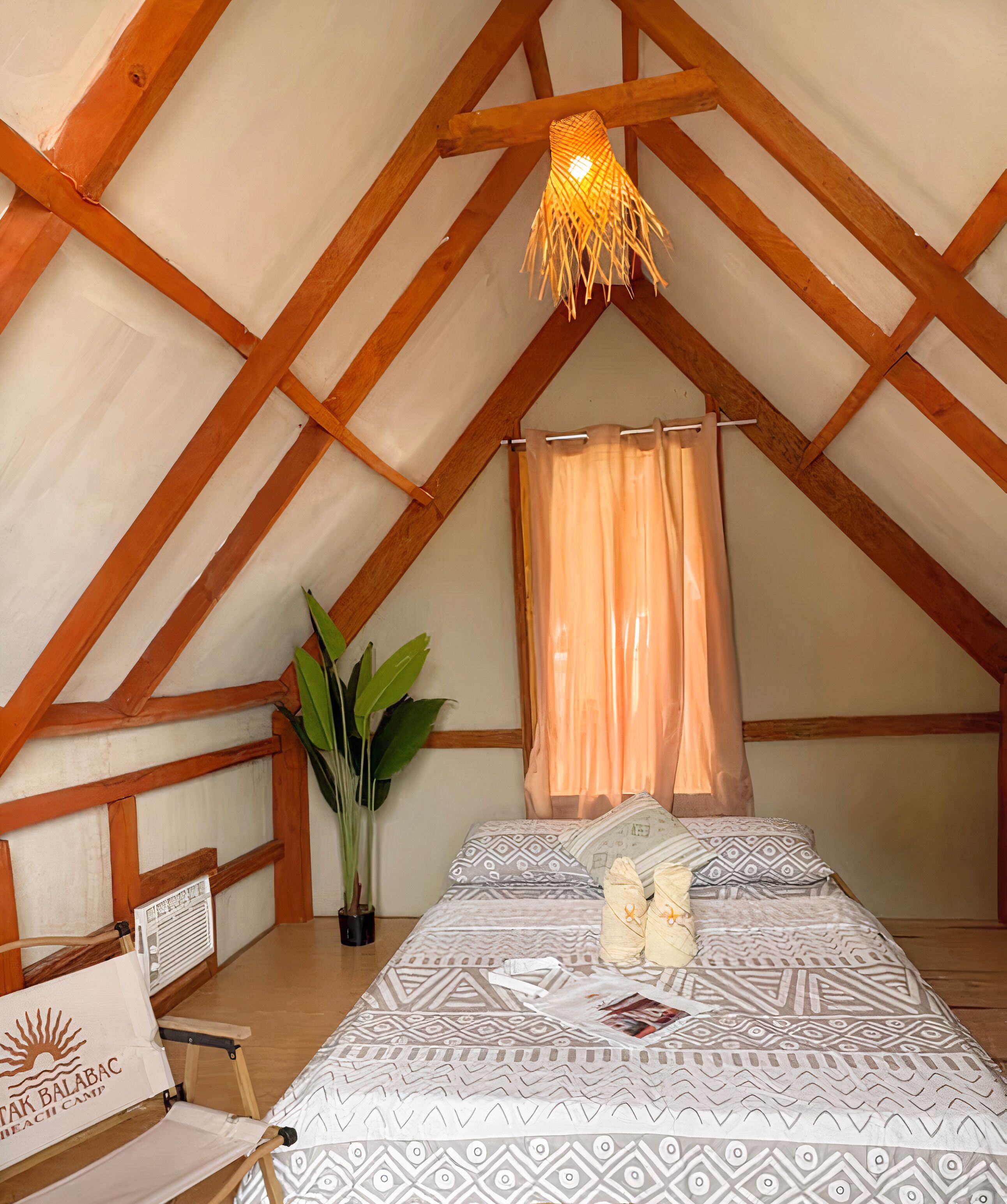 基本雙人房, 1 張標準雙人床, 海灘景觀 | 免費無線上網、床單