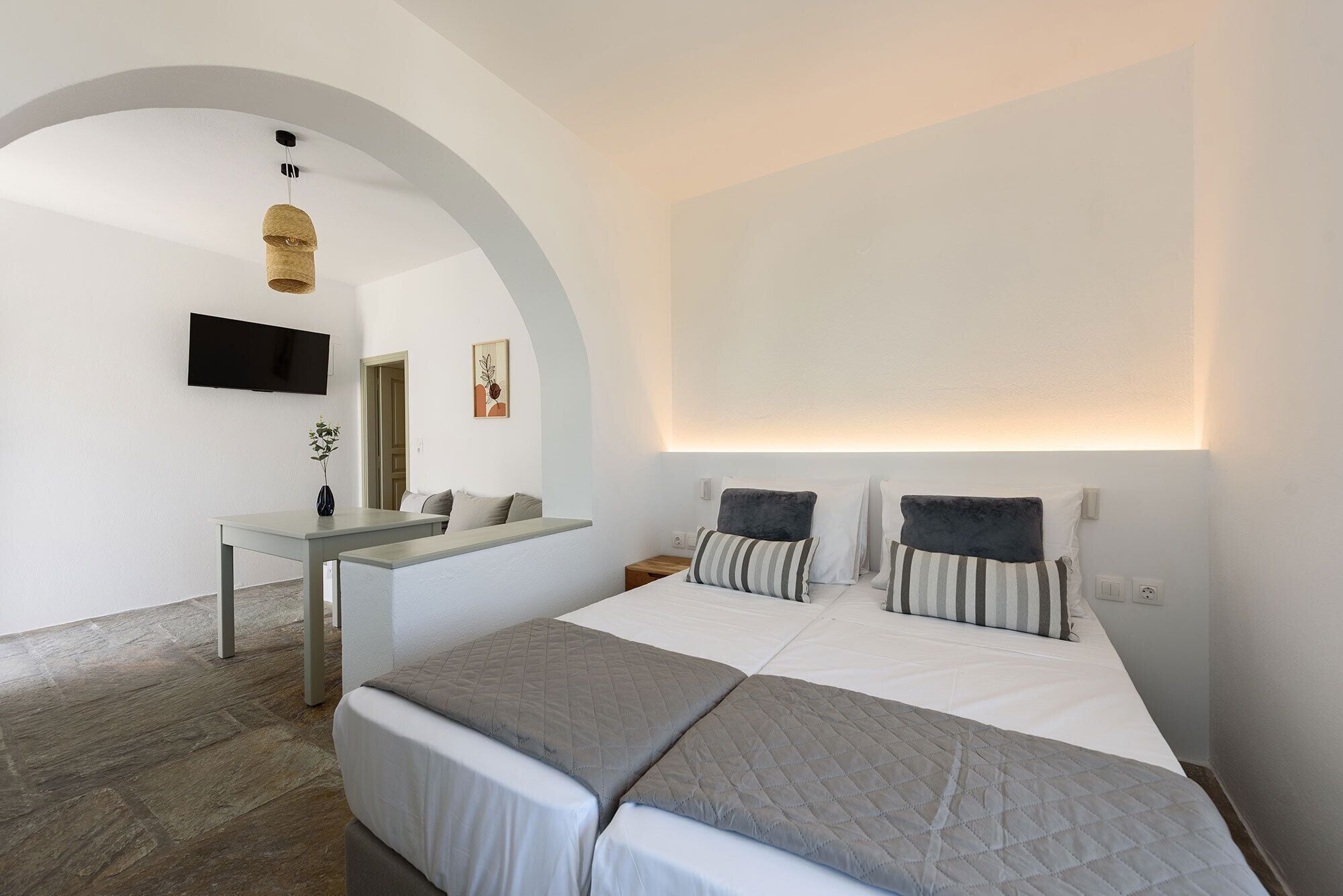 Luxury Studio, Sea View | In-room safe, blackout curtains, free WiFi